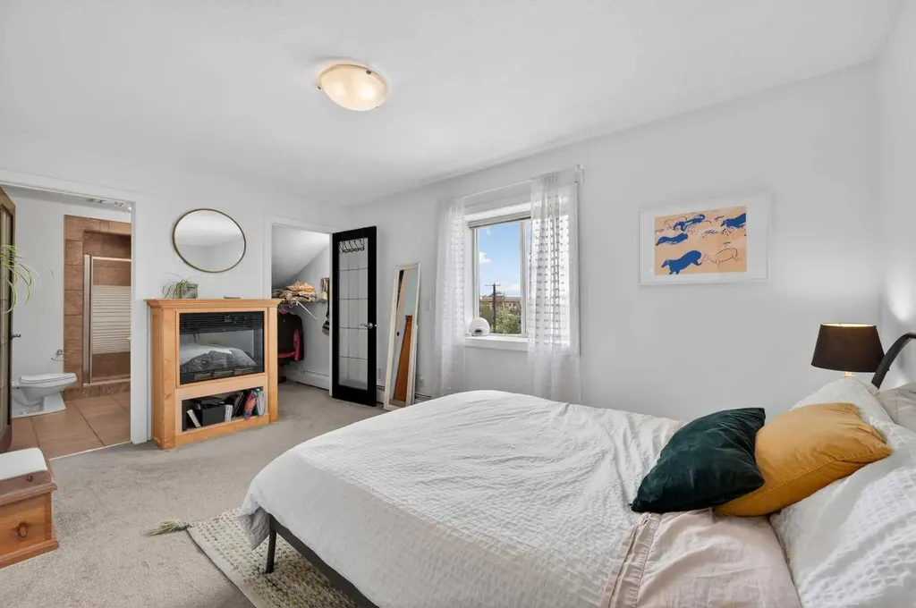 717 4a Street NE Calgary AB T2E 3W1