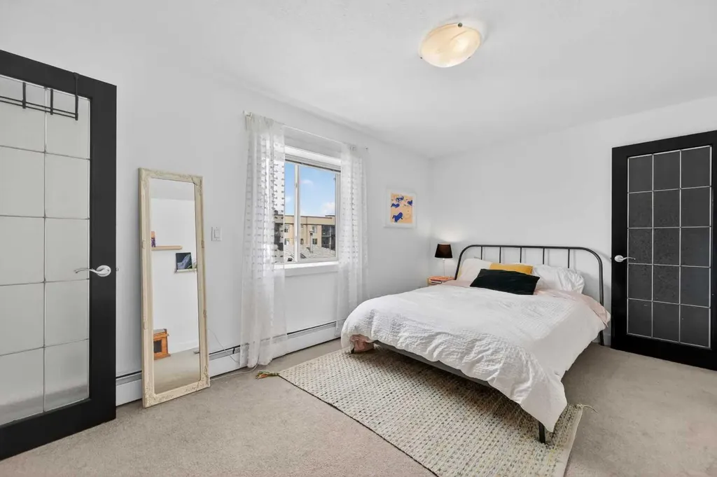 717 4a Street NE Calgary AB T2E 3W1