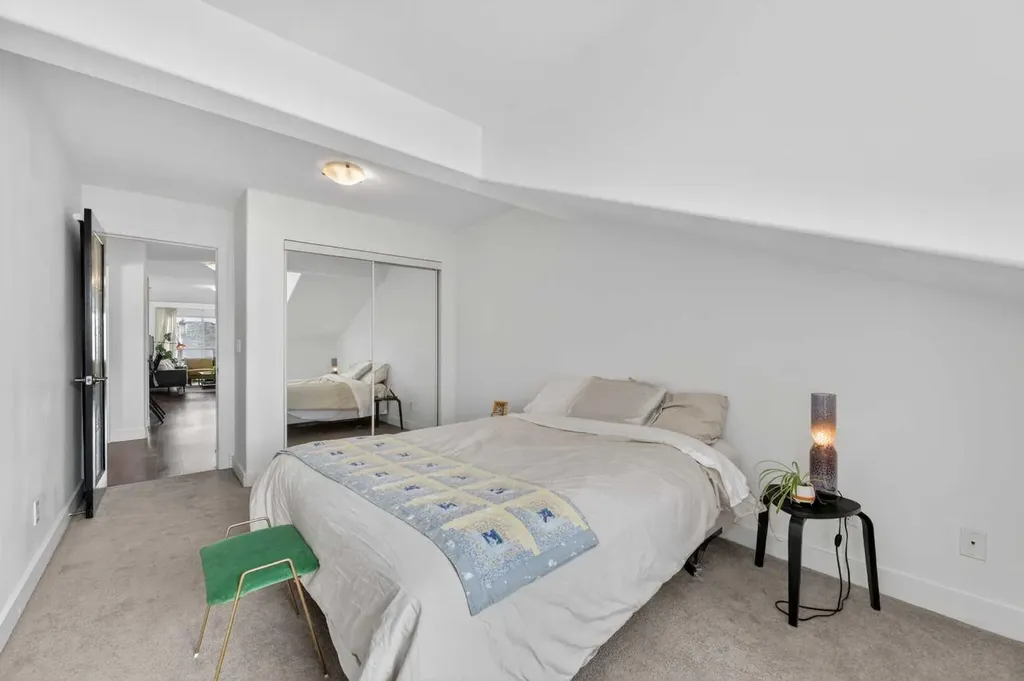 717 4a Street NE Calgary AB T2E 3W1