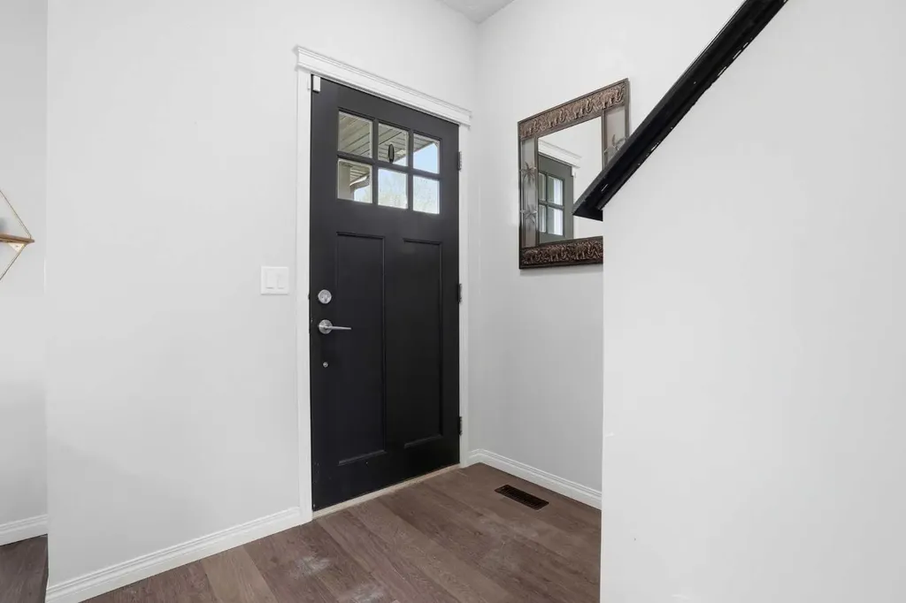 632 Mahogany Boulevard SE Calgary AB T3M 1X9