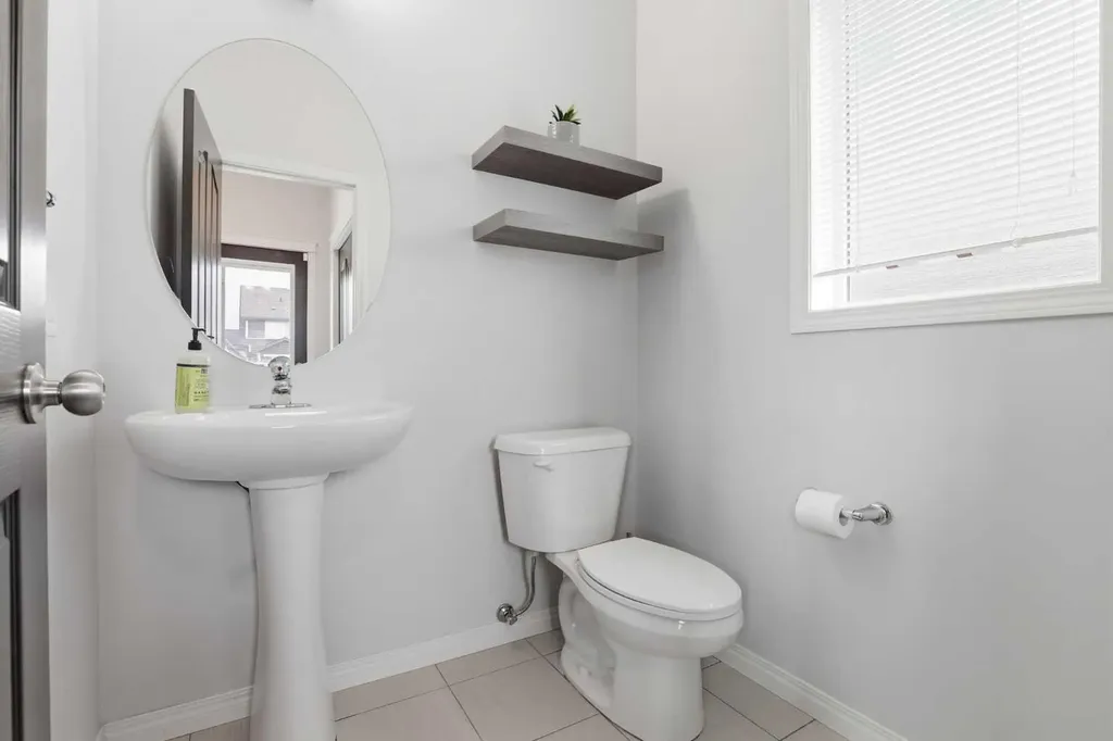 632 Mahogany Boulevard SE Calgary AB T3M 1X9