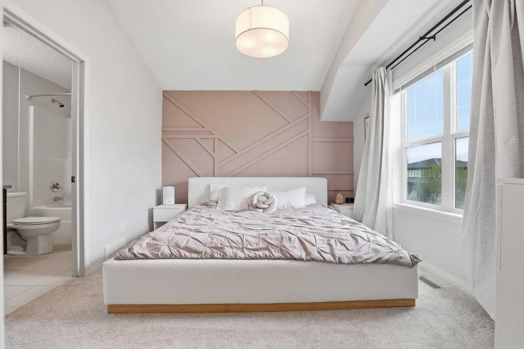 632 Mahogany Boulevard SE Calgary AB T3M 1X9