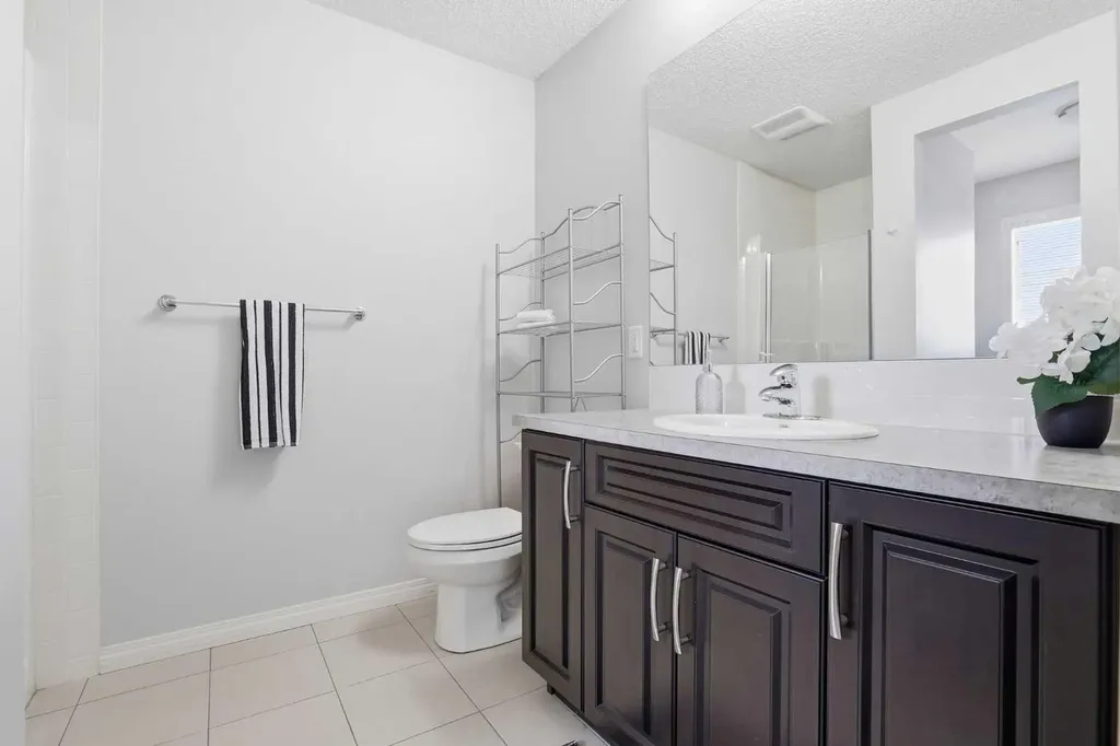 632 Mahogany Boulevard SE Calgary AB T3M 1X9