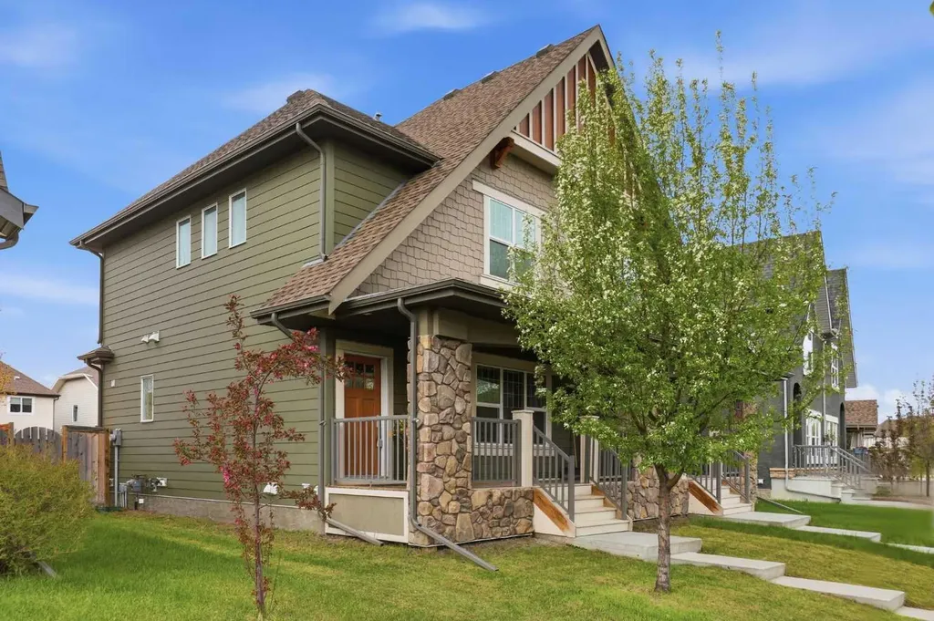 632 Mahogany Boulevard SE Calgary AB T3M 1X9