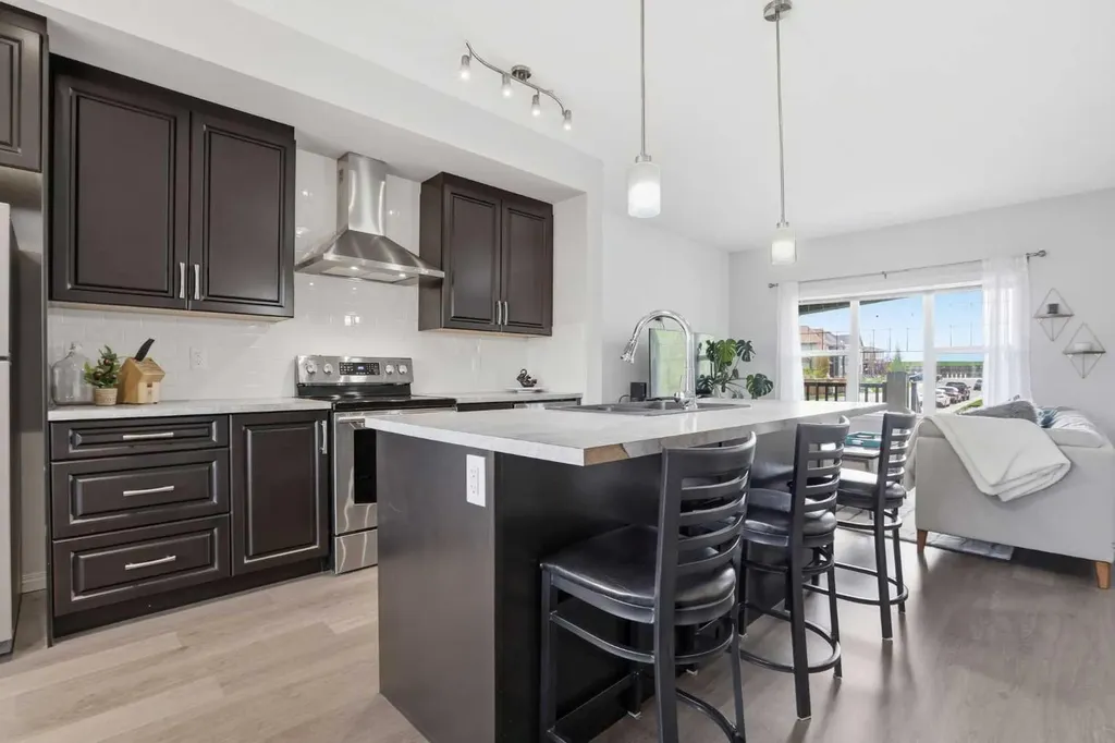 632 Mahogany Boulevard SE Calgary AB T3M 1X9