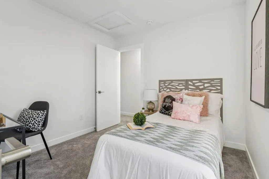 95 Saddlecrest Circle NE Calgary AB T3J0Z2