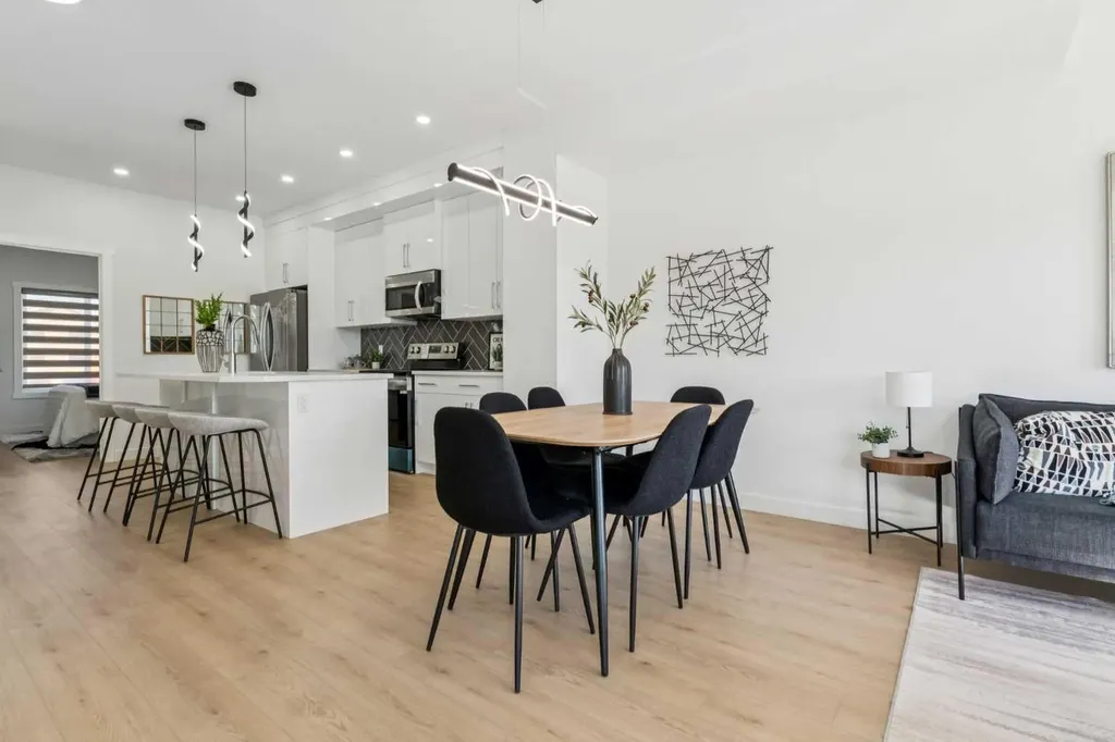 95 Saddlecrest Circle NE Calgary AB T3J0Z2