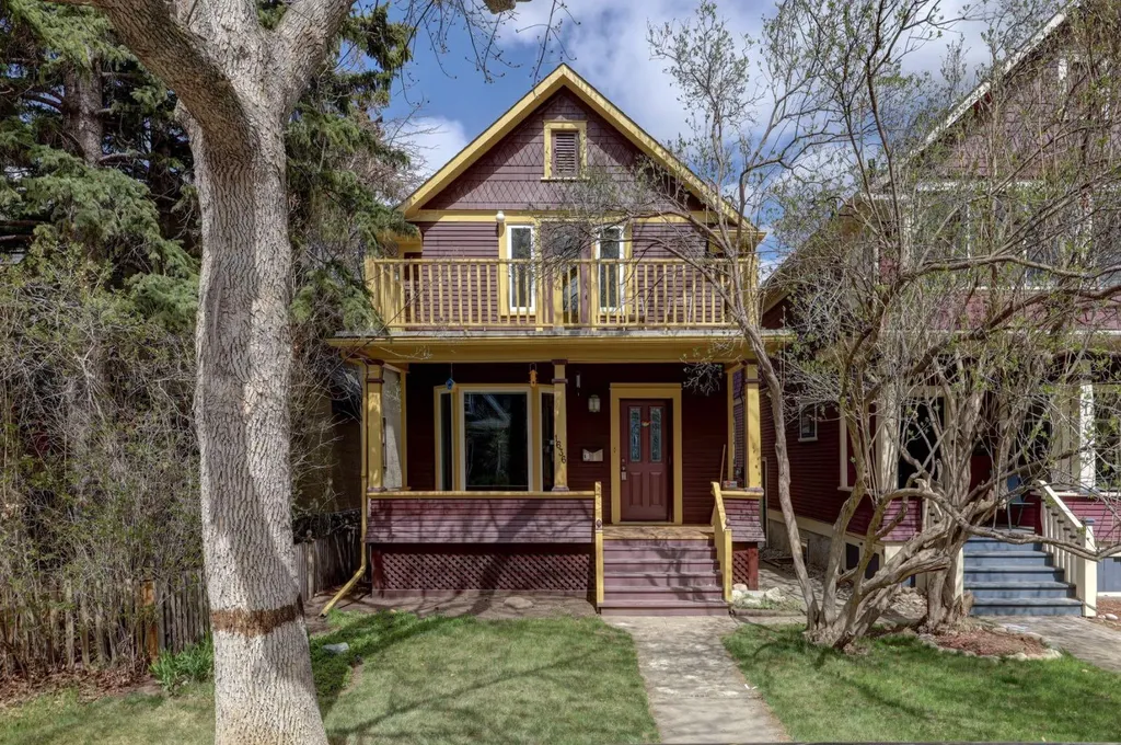 1636 Broadview Road NW Calgary AB T2N 3H1