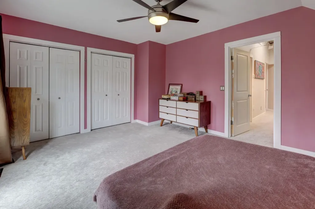 1636 Broadview Road NW Calgary AB T2N 3H1