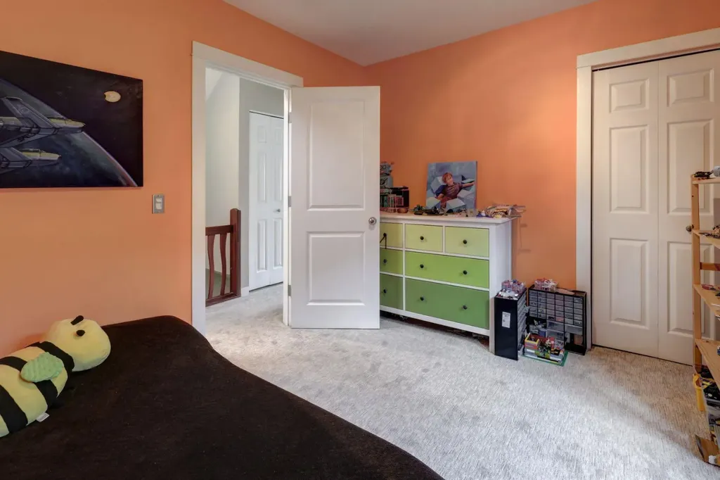 1636 Broadview Road NW Calgary AB T2N 3H1