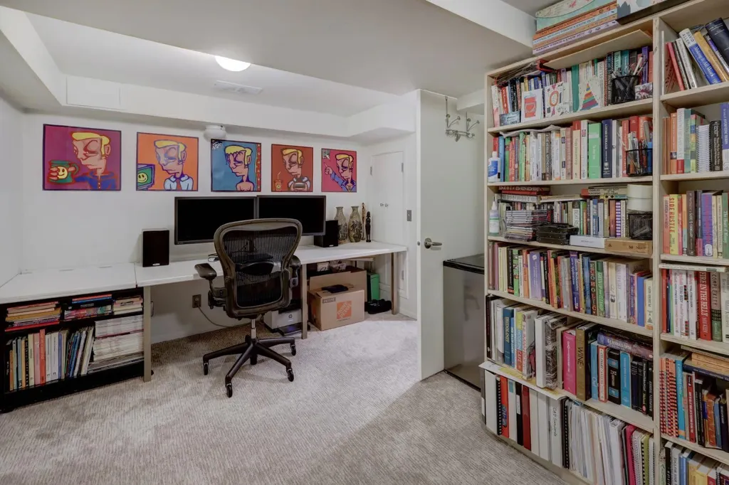 1636 Broadview Road NW Calgary AB T2N 3H1