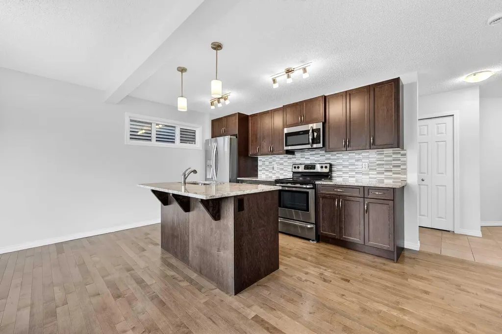 99 Buckskin Way Cochrane AB T4C2P2