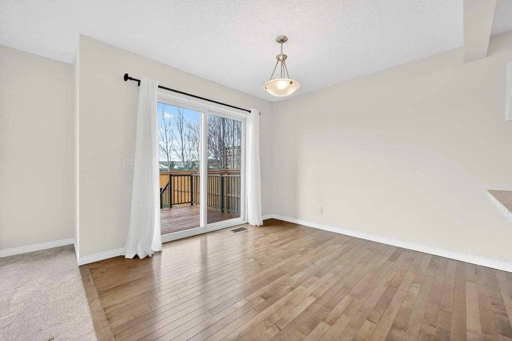 99 Buckskin Way Cochrane AB T4C2P2