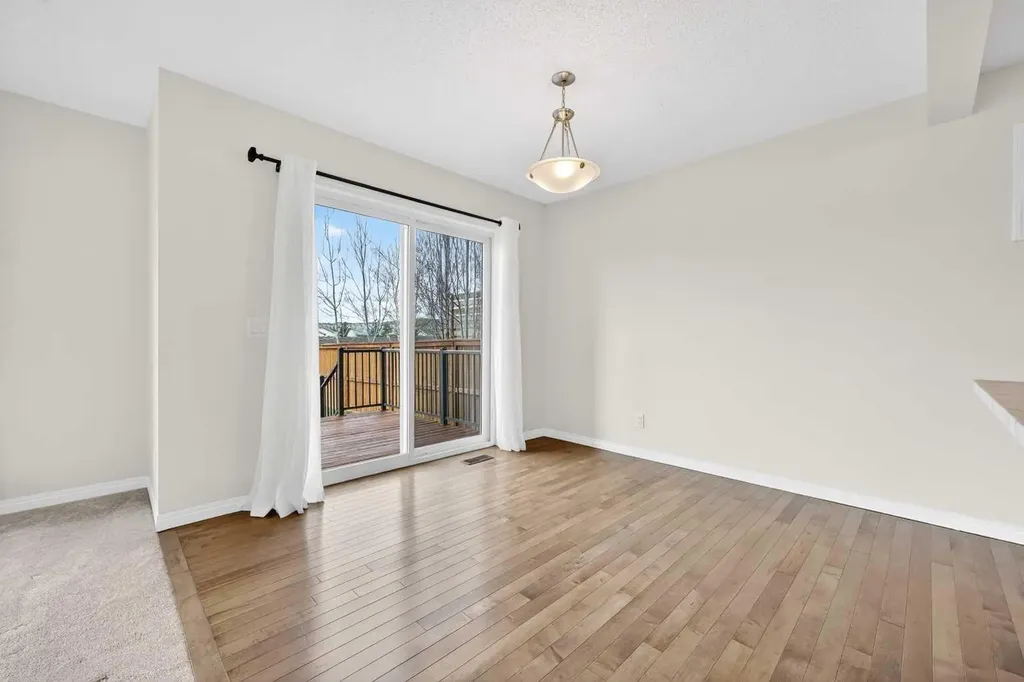 99 Buckskin Way Cochrane AB T4C2P2