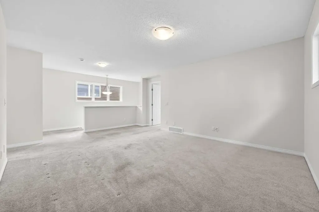99 Buckskin Way Cochrane AB T4C2P2