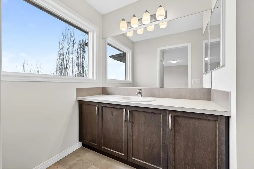 99 Buckskin Way Cochrane AB T4C2P2