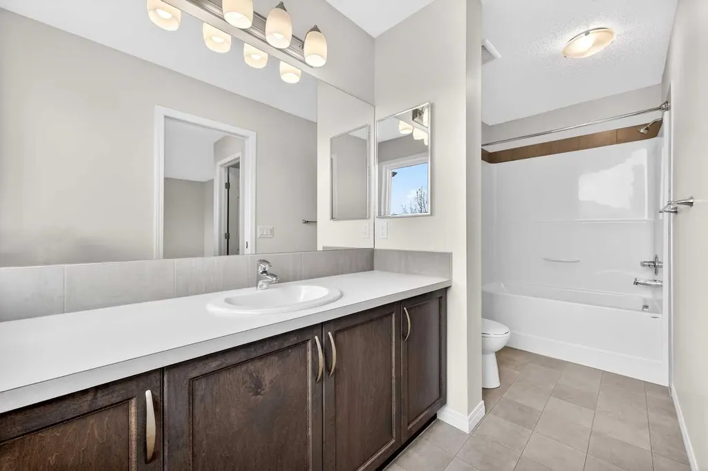 99 Buckskin Way Cochrane AB T4C2P2