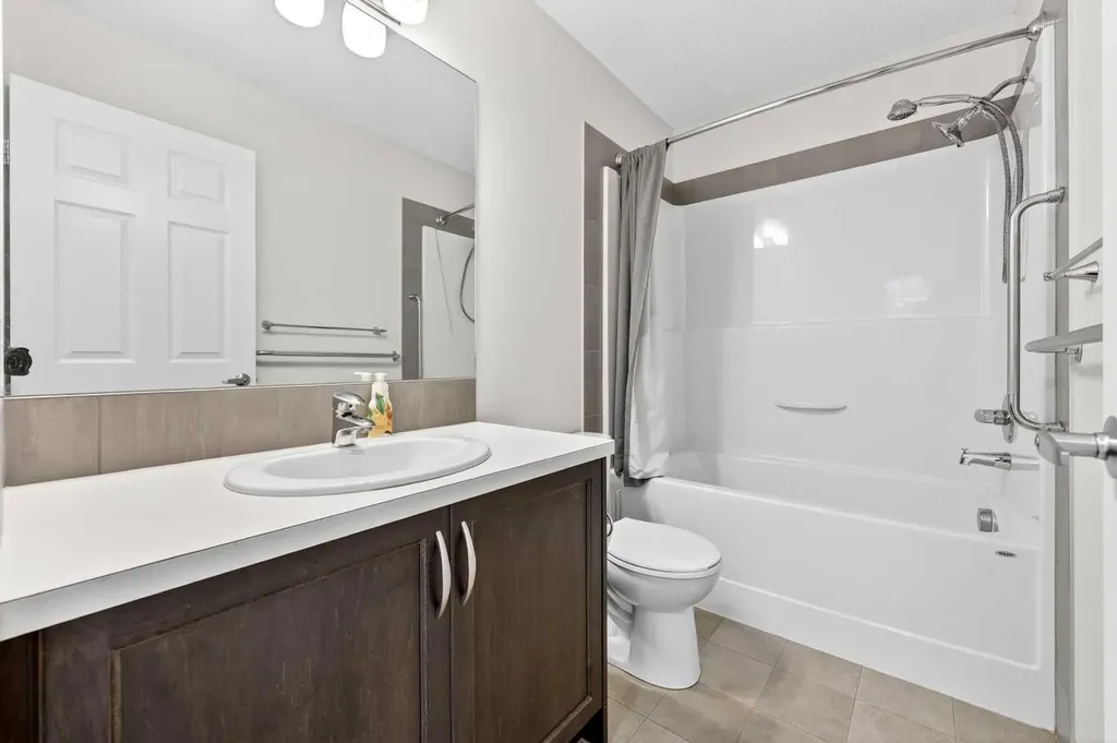 99 Buckskin Way Cochrane AB T4C2P2