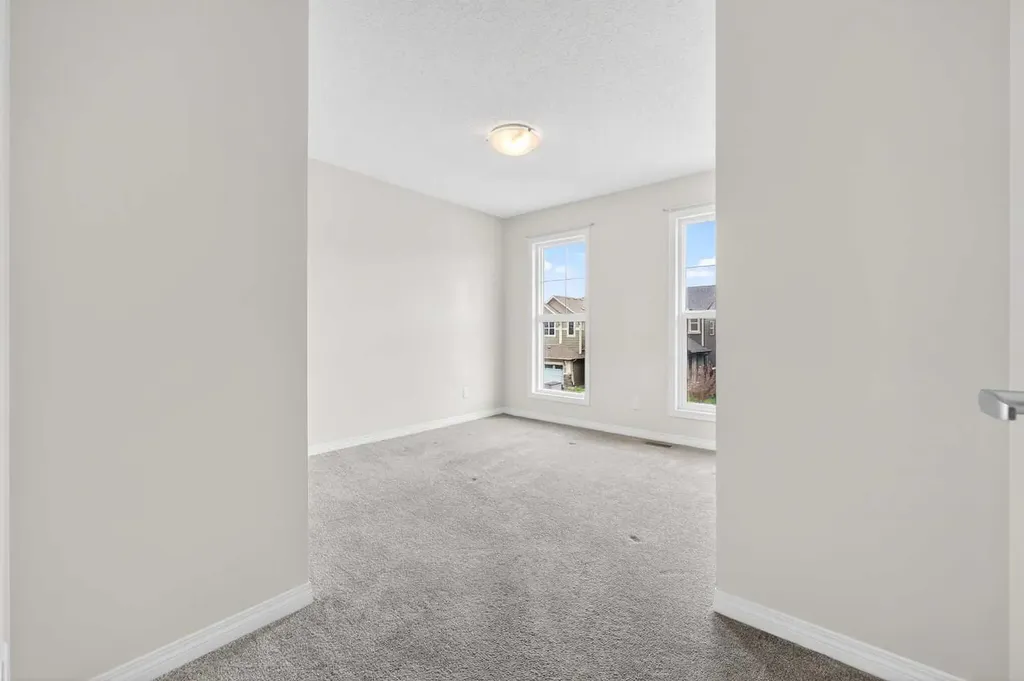 99 Buckskin Way Cochrane AB T4C2P2