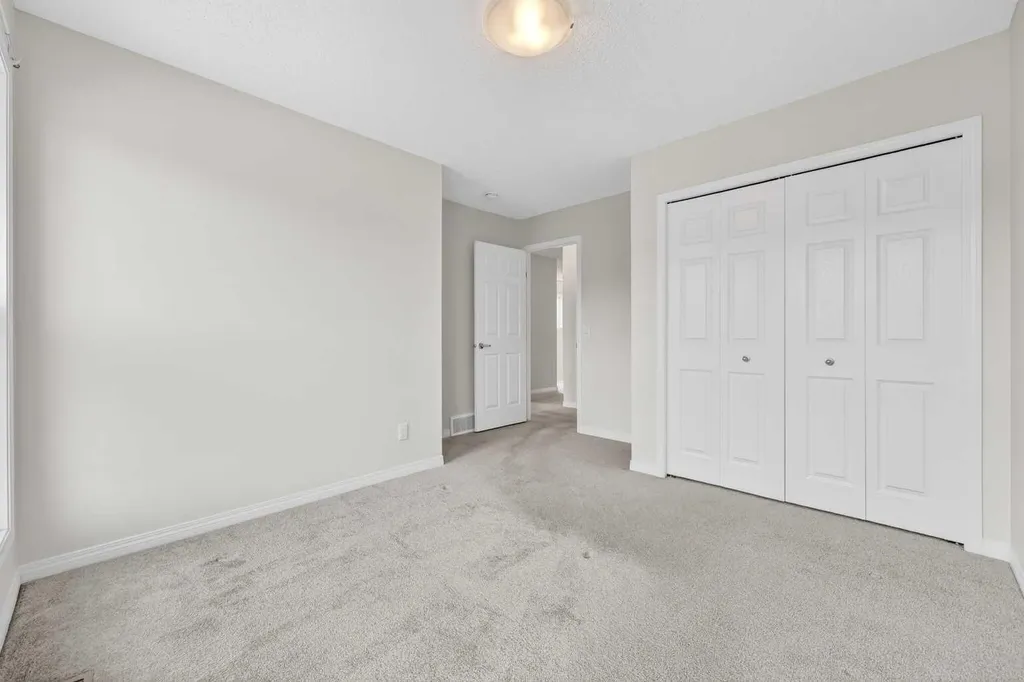 99 Buckskin Way Cochrane AB T4C2P2