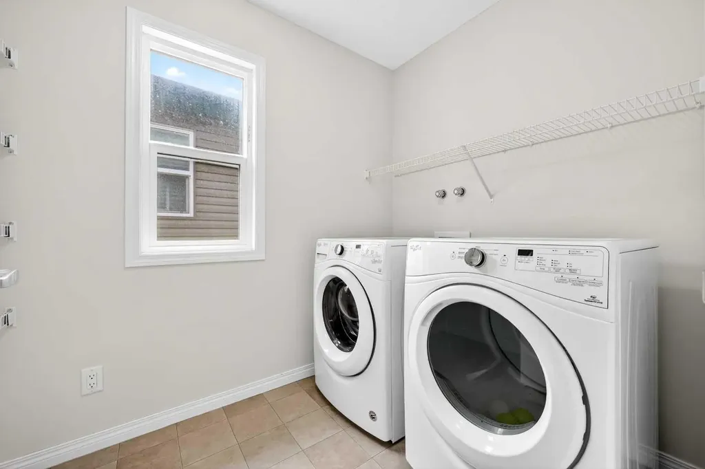 99 Buckskin Way Cochrane AB T4C2P2