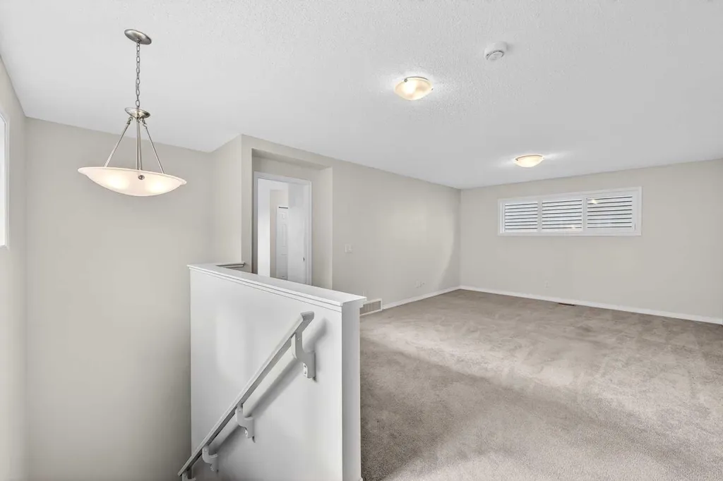 99 Buckskin Way Cochrane AB T4C2P2