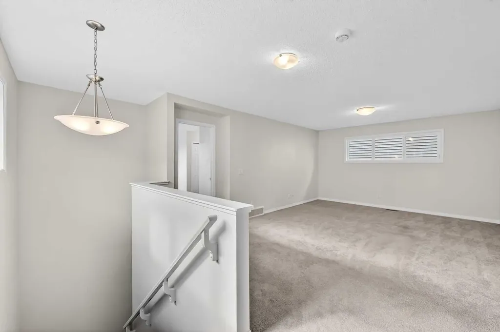 99 Buckskin Way Cochrane AB T4C2P2