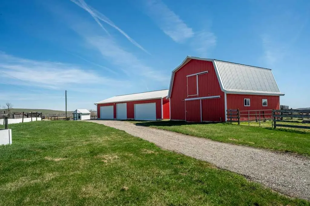 370065 128 Street W Rural Foothills County AB T1S 6B8
