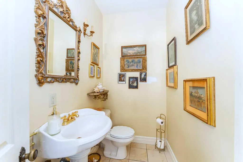 533 1st Street Canmore AB T1W3B8