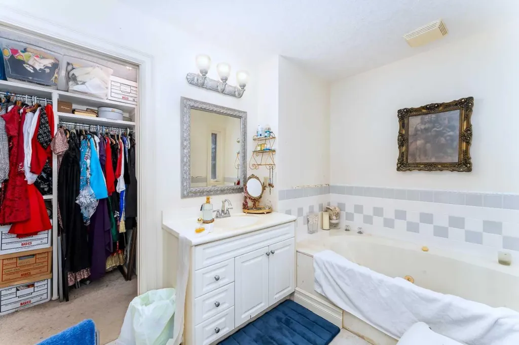 533 1st Street Canmore AB T1W3B8