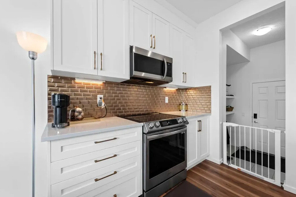 131 Cityside Court NE Calgary AB T3N 2B6