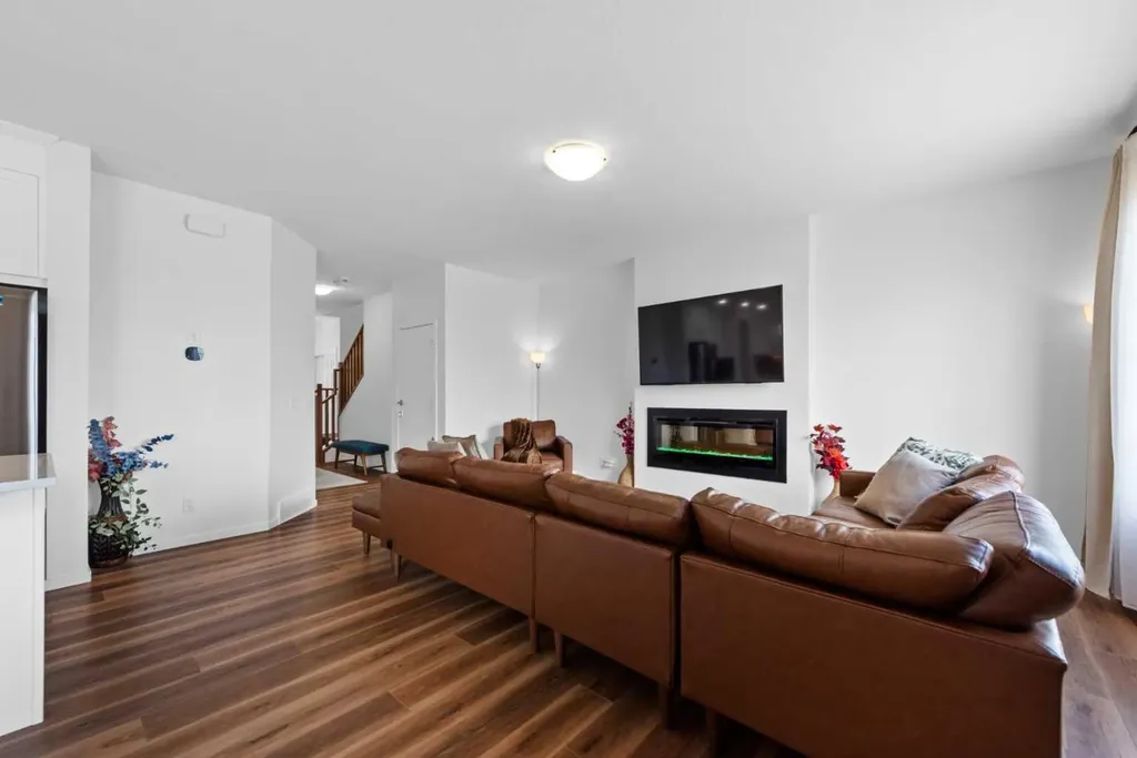 131 Cityside Court NE Calgary AB T3N 2B6