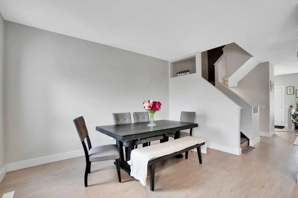 227 Citadel Lane NW Calgary AB T3G 4E1