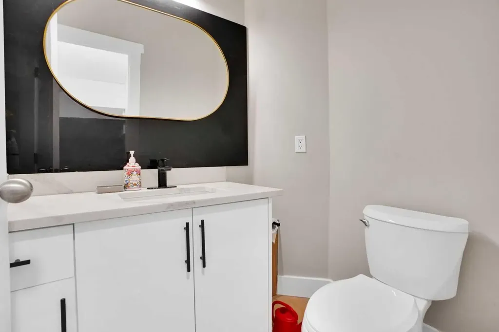 227 Citadel Lane NW Calgary AB T3G 4E1