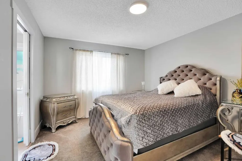 227 Citadel Lane NW Calgary AB T3G 4E1