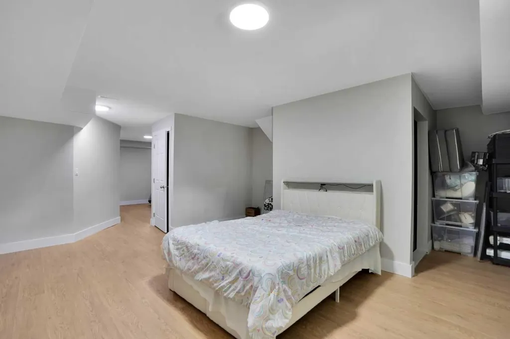 227 Citadel Lane NW Calgary AB T3G 4E1