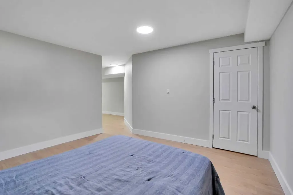 227 Citadel Lane NW Calgary AB T3G 4E1