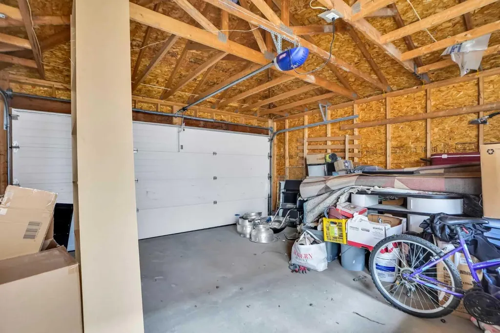 227 Citadel Lane NW Calgary AB T3G 4E1