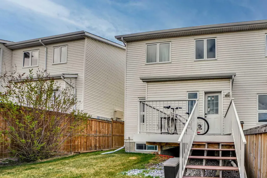 227 Citadel Lane NW Calgary AB T3G 4E1