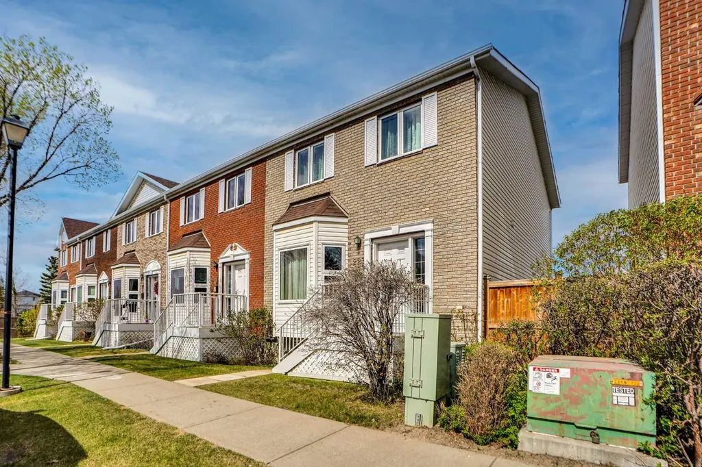 227 Citadel Lane NW Calgary AB T3G 4E1