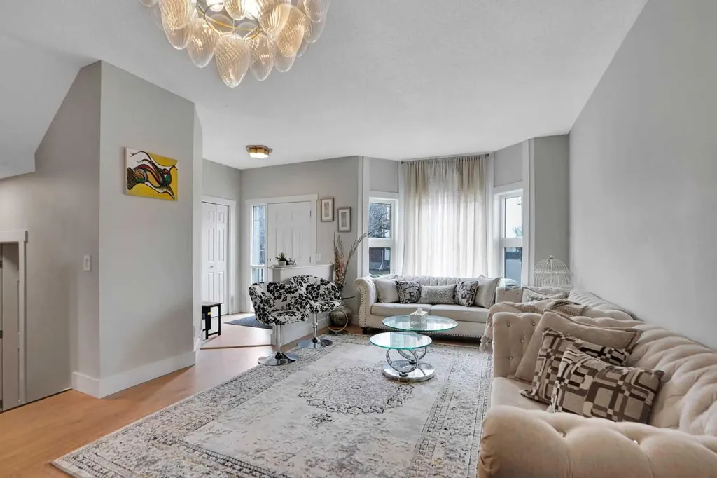 227 Citadel Lane NW Calgary AB T3G 4E1