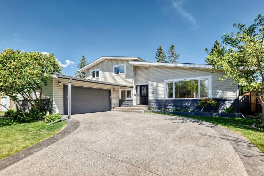 1220 73 Avenue SW Calgary AB T2V 0S1