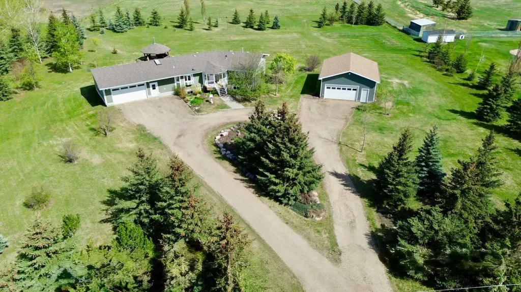 712074 Range Road 55 Grande Prairie AB T8X 4A8