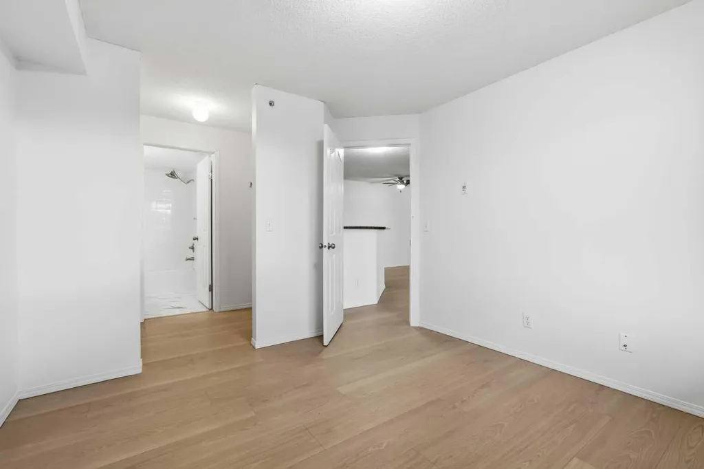 8 Bridlecrest Drive SW Calgary AB T2Y 0H7