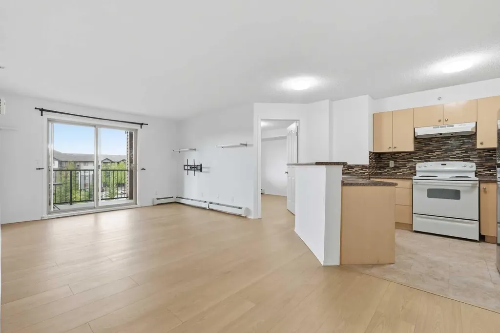 8 Bridlecrest Drive SW Calgary AB T2Y 0H7