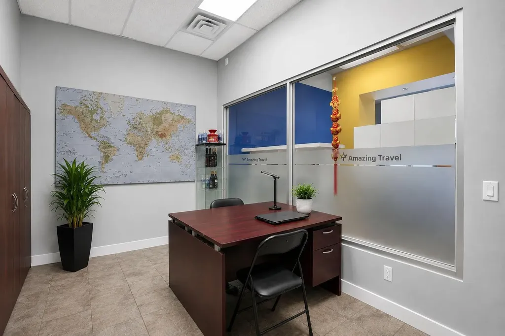 880 4 Avenue SW Calgary AB T2P 0K4