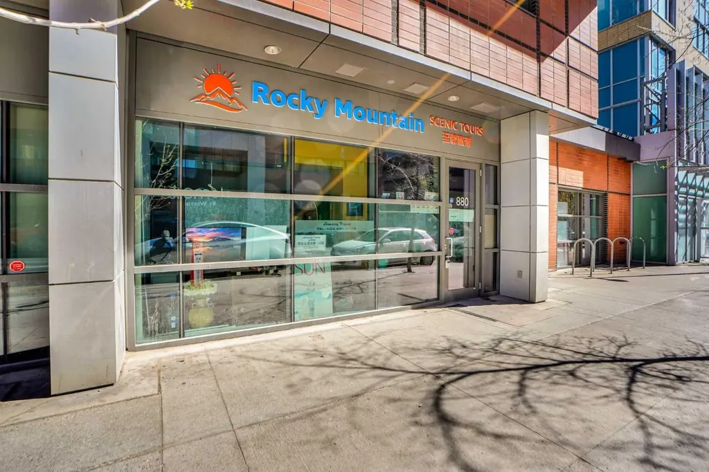 880 4 Avenue SW Calgary AB T2P 0K4