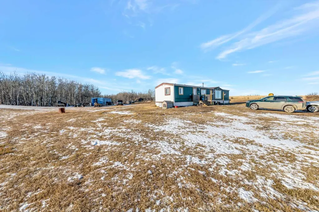 Pt NE 03-48-27-w3 Rural SK S0M 1R0