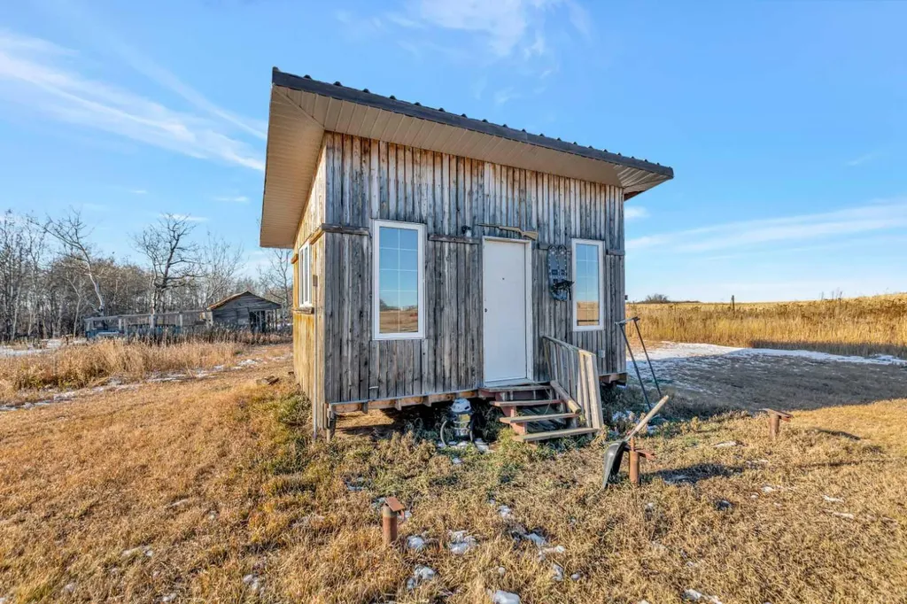 Pt NE 03-48-27-w3 Rural SK S0M 1R0