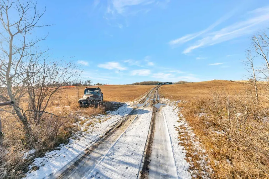 Pt NE 03-48-27-w3 Rural SK S0M 1R0